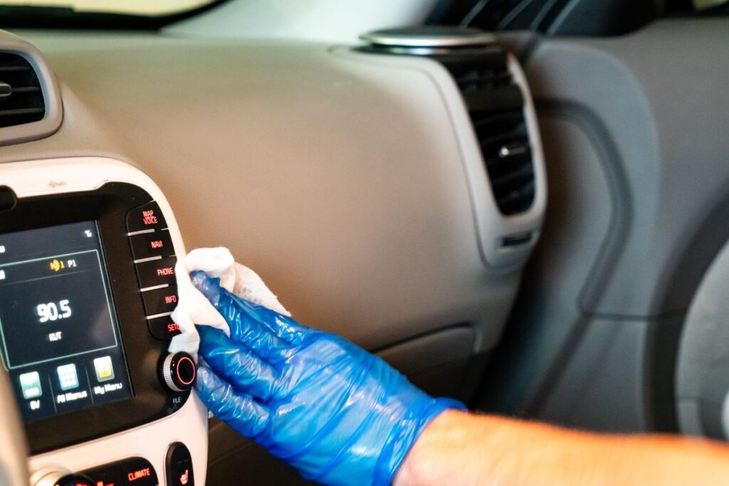 How to Save on Your Car Maintenance Without Sacrificing Quality: Smart Tips for Every Car Owner
